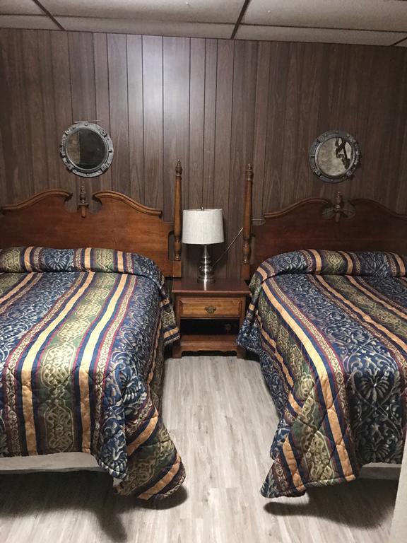 Lakeview Motel Two Rivers Εξωτερικό φωτογραφία